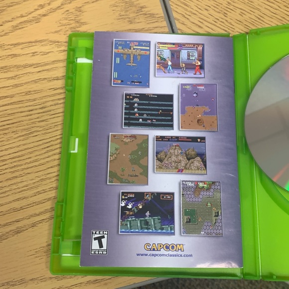 Capcom Classics Collection Video Game for Xbox Complete in Box with instructions - Picture 7 of 16
